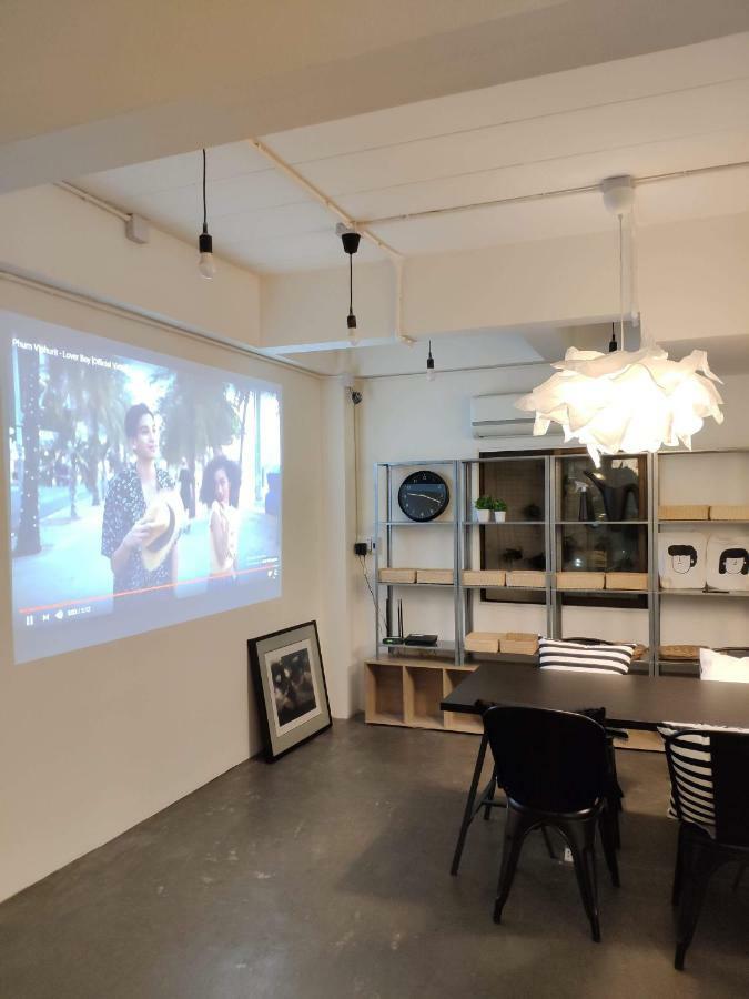 Grey Sheep Hostel Bangkok Exterior photo